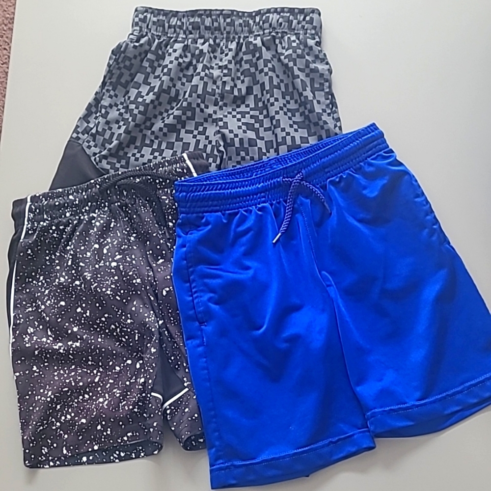 Athletic shorts bundle size 5/6